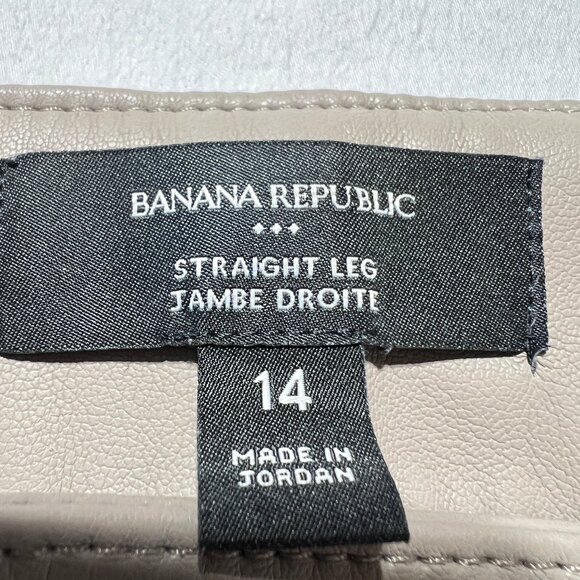 🤎 Banana Republic Tan Faux Leather Pants – Size 14 Quiet Luxury straight-leg - Picture 5 of 10